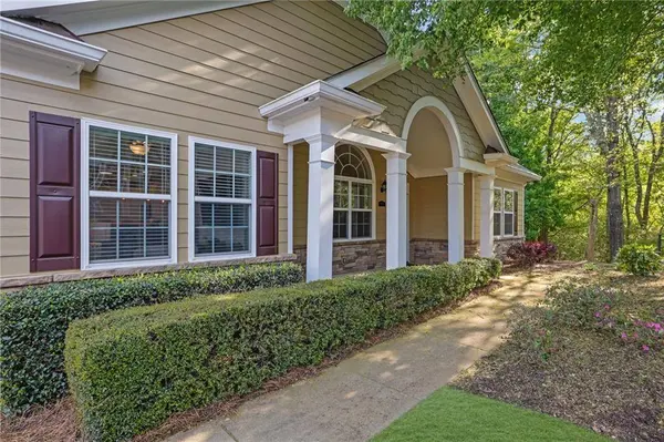 2637 Grapevine CIR #702, Cumming, GA 30041