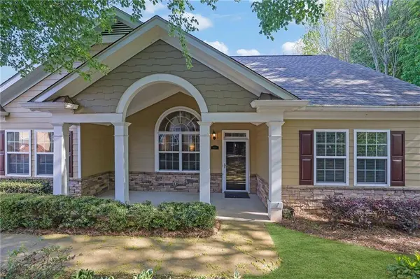 2637 Grapevine CIR #702, Cumming, GA 30041