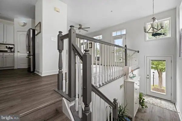 10900 HOLYSTONE LN #201, Berlin, MD 21811