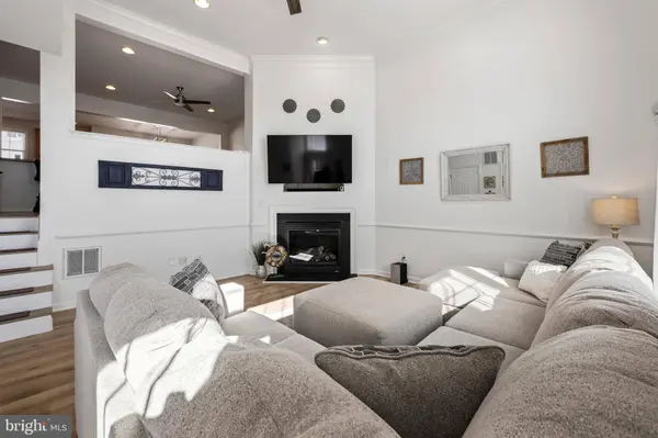 12135 LANDINGS BLVD #303, Berlin, MD 21811