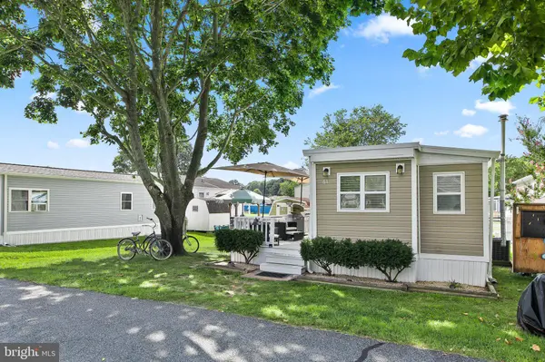61 SKIPJACK CIR