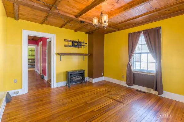 6 Park Side DR, Jay, NY 12941