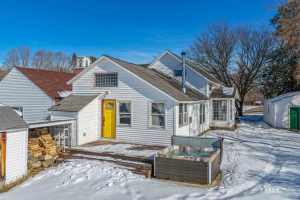 6 Park Side DR, Jay, NY 12941