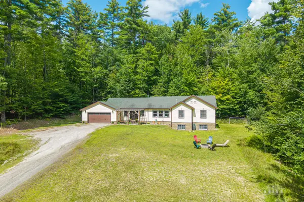 183 Ridge Top LN, Jay, NY 12941