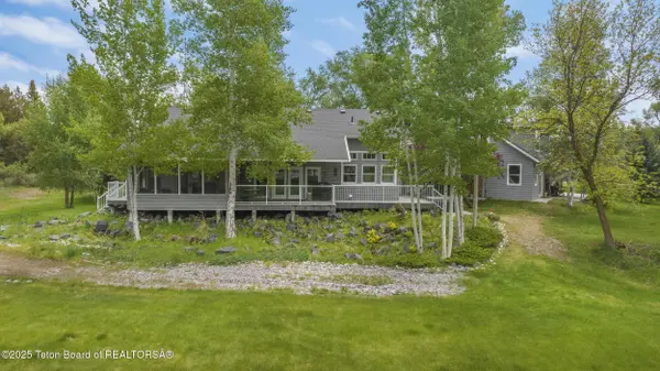 416 N 700, Firth, ID 83236