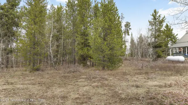 3781 LAVA Lane, Island Park, ID 83429