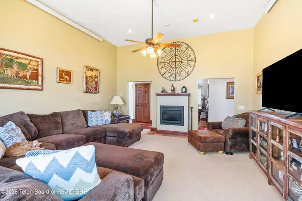 2220 ASPEN HOLLOW Road, Bedford, WY 83112