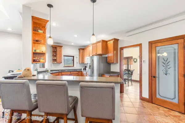 2220 ASPEN HOLLOW Road, Bedford, WY 83112