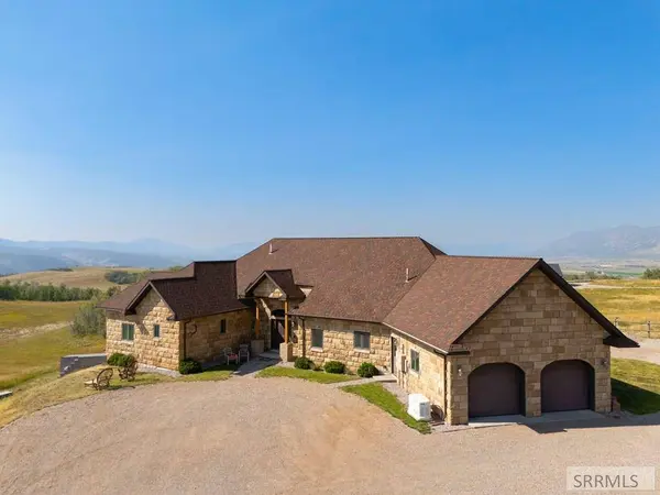 2220 Aspen Hollow Rd, Bedford, WY 83112