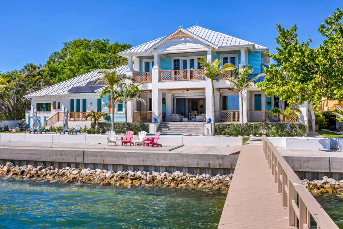 Luxury waterfront home on Snell Isle St. Petersburg