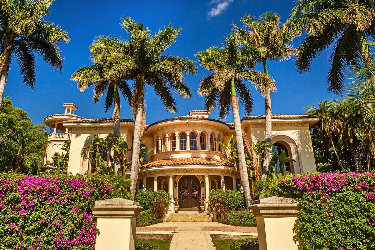 Luxury Mediterranean estate in Bayshore Beautiful South Tampa with royal palms bougainvillea and red tile roof 2026