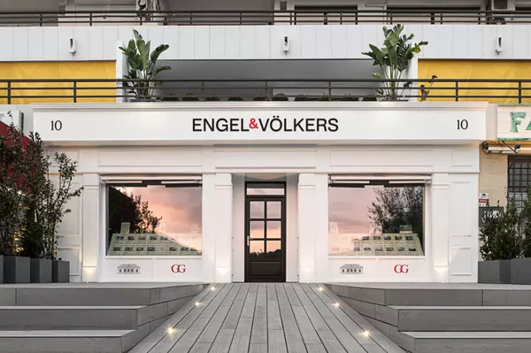 Exterior of Engel & Völkers Shop 