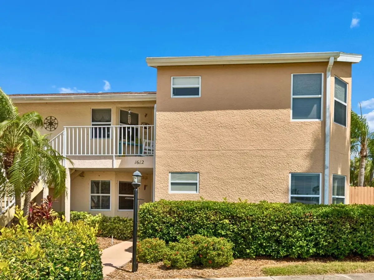 1612 Fairway Trce #A, Palmetto, FL 34221