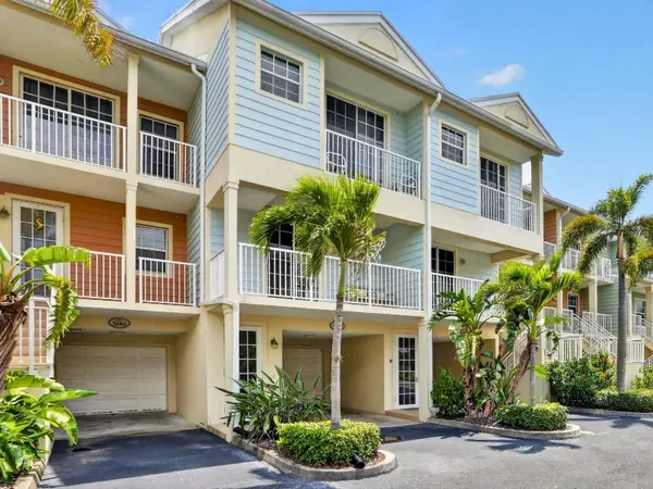 3248 MANGROVE POINT DR, Ruskin, FL 33570