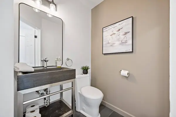 168 Ch. de la Forêt #202, Mont-tremblant, QC J8E3K8