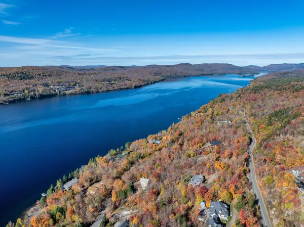 Ch. de l'Ermite, Mont-tremblant, QC J8E1E3