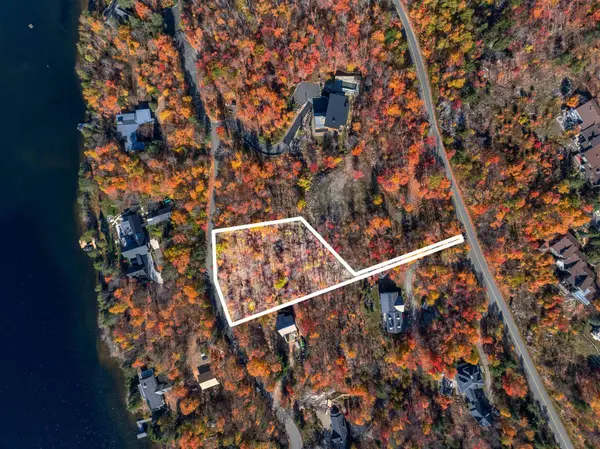 Ch. de l'Ermite, Mont-tremblant, QC J8E1E3