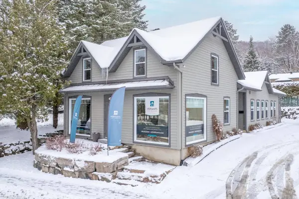 1972 -101 Ch. du Village, Mont-tremblant, QC J8E1K4