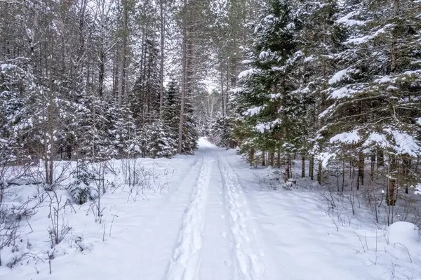 312 Ch. des Cascades, La Macaza, QC J0T1R0