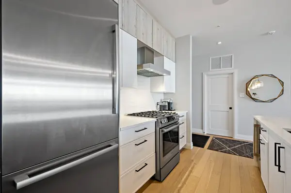 119 Ch. des Sous-Bois #104, Mont-tremblant, QC J8E3M9