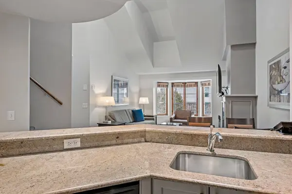 3035 Ch. de la Chapelle #432, Mont-tremblant, QC J8E1E3