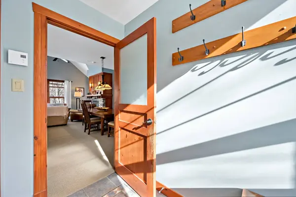 201 Ch. des Quatre-Sommets #8, Mont-tremblant, QC J8E1C7