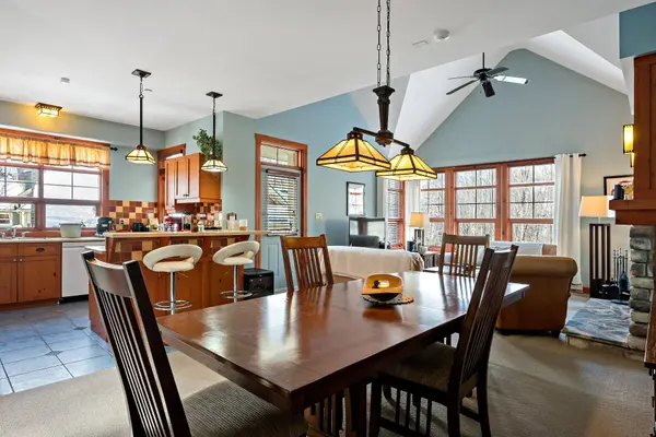 201 Ch. des Quatre-Sommets #8, Mont-tremblant, QC J8E1C7