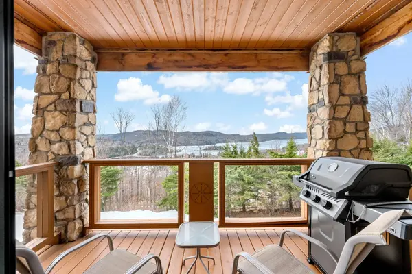 154 Ch. des Sous-Bois #2, Mont-tremblant, QC J8E3M1