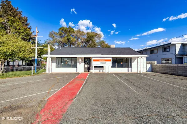3129 S Carson ST, Carson City, NV 89701