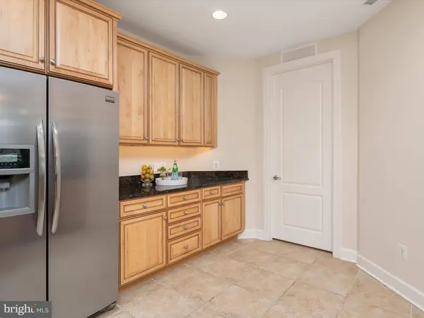 1915 TOWNE CENTRE BLVD #301, Annapolis, MD 21401