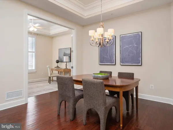 1915 TOWNE CENTRE BLVD #301, Annapolis, MD 21401