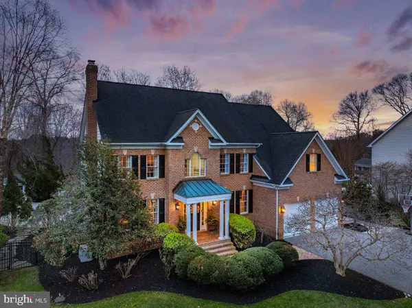 927 HILLTOP RD, Arnold, MD 21012