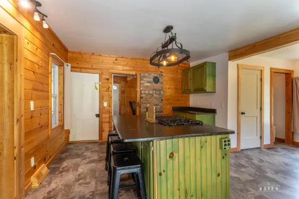 12333 State Route 9N, Upper Jay, NY 12987