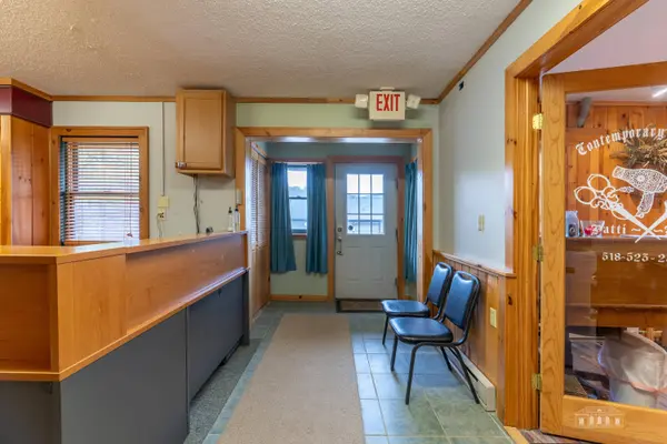 1915 Saranac AVE, Lake Placid, NY 12946