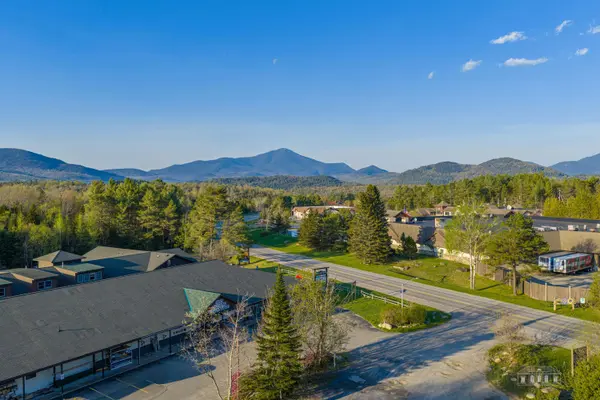 1915 Saranac AVE, Lake Placid, NY 12946