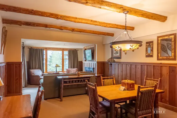 7 Whiteface Inn Ln #Unit 208, int. 7, Lake Placid, NY 12946