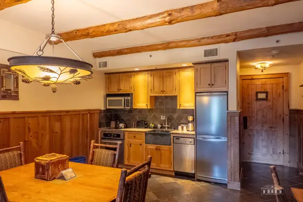 7 Whiteface Inn Lane #Unit 124, Interval 7, Lake Placid, NY 12946