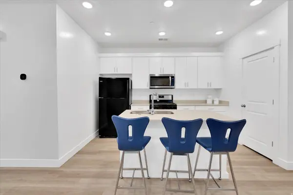 472 W 40 S #102, Providence, UT 84332