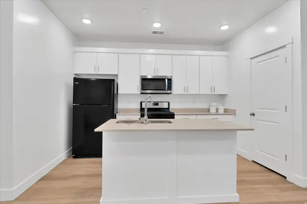 472 W 40 S #102, Providence, UT 84332