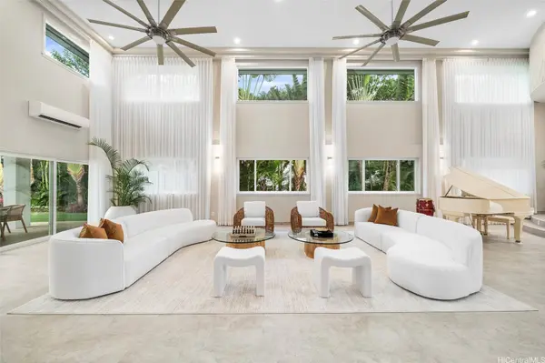 18 Homelani PL, Honolulu, HI 96817