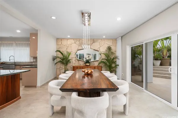 18 Homelani PL, Honolulu, HI 96817