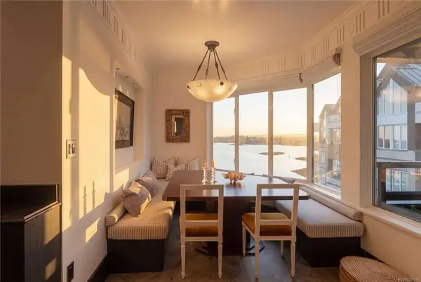 203 Kimta Rd #844, Victoria, BC V9A 6T5