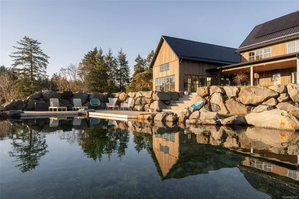 1210 Cherry Point Rd, Cobble Hill, BC V0R 1N2