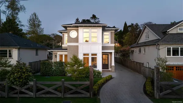 575 St. Patrick St, Oak Bay, BC V9B 4X4