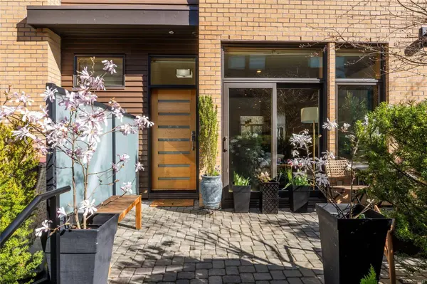 1020 Richardson St #10, Victoria, BC V8V 3C5