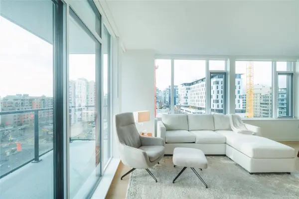 1100 Yates St ##810, Victoria, BC V8V 3M8
