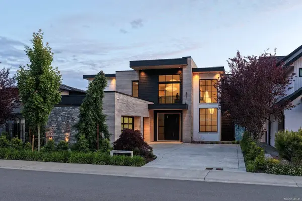 1424 Pinehurst Pl, Langford, BC V9B 3S3