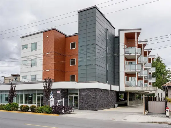7098 Wallace Dr ##203, Central Saanich, BC V8M 1G9