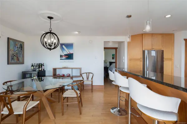 338 Dallas Rd ##1, Victoria, BC V8V 1A8