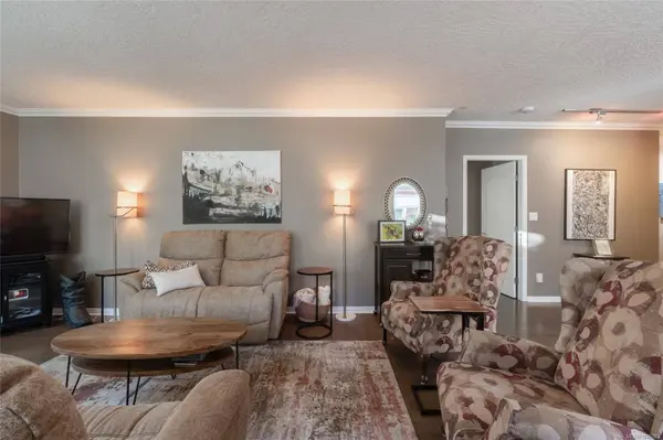 380 Waterfront Cres ##201, Victoria, BC V8T 5K3